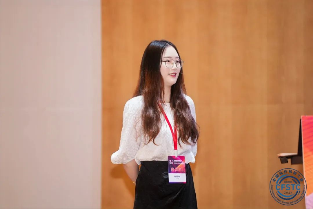 b2e321ff56447d76a8adca701713e3ba.jpg
